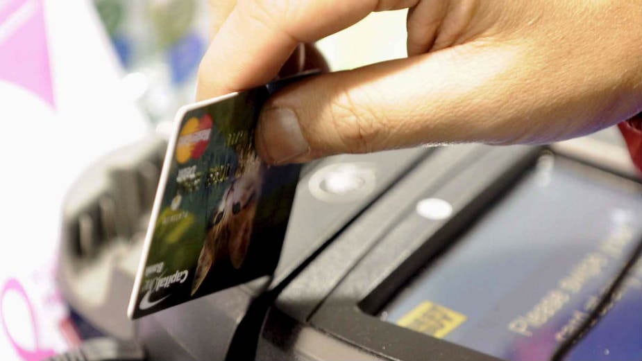 Od 17. decembra manje naknade za kartice 1