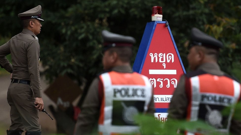 Policija čuva ulaz u pećine