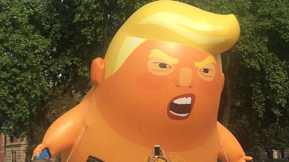 Tramp: Bregzit će „verovatno ubiti" trgovinski sporazum sa SAD 4 Veliki balon bebe Trampa pred poletanje