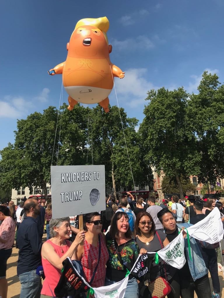 Tramp: Bregzit će „verovatno ubiti" trgovinski sporazum sa SAD 7 Veliki balon bebe Trampa pred poletanje