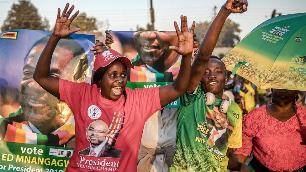 Glasači Čamisa i Mnangagve u Harareu, glavnom gradu Zimbabvea