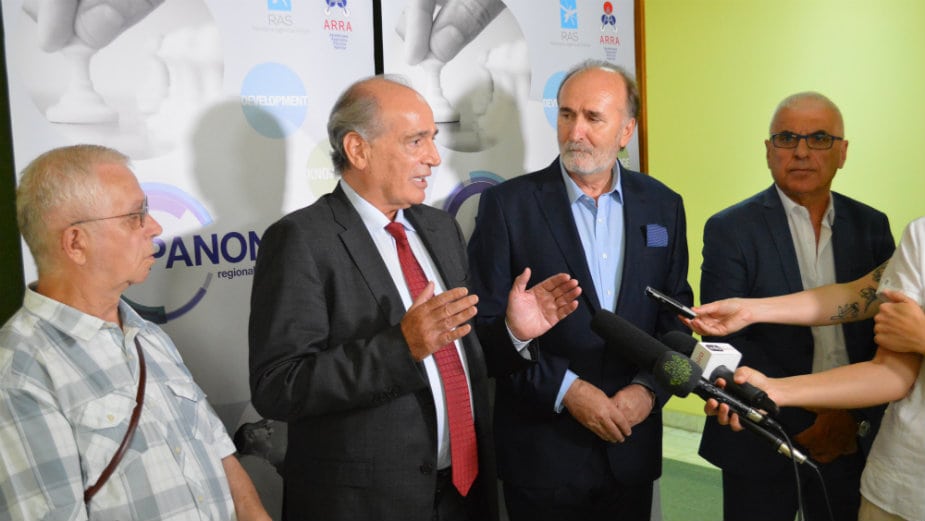 "Srbija zaslužuje pravu regionalnu razvojnu politiku" 1