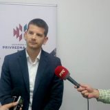 Otvorena vrata za investicije i zapošljavanje 12