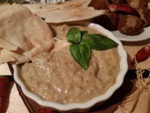 Baba ganuš (Baba Ganoush) - vegetarijanski kavijar (recept) 3