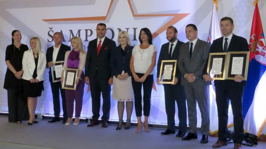 Burna reakcija ministarke Mihajlović na nagrade Šapcu 1