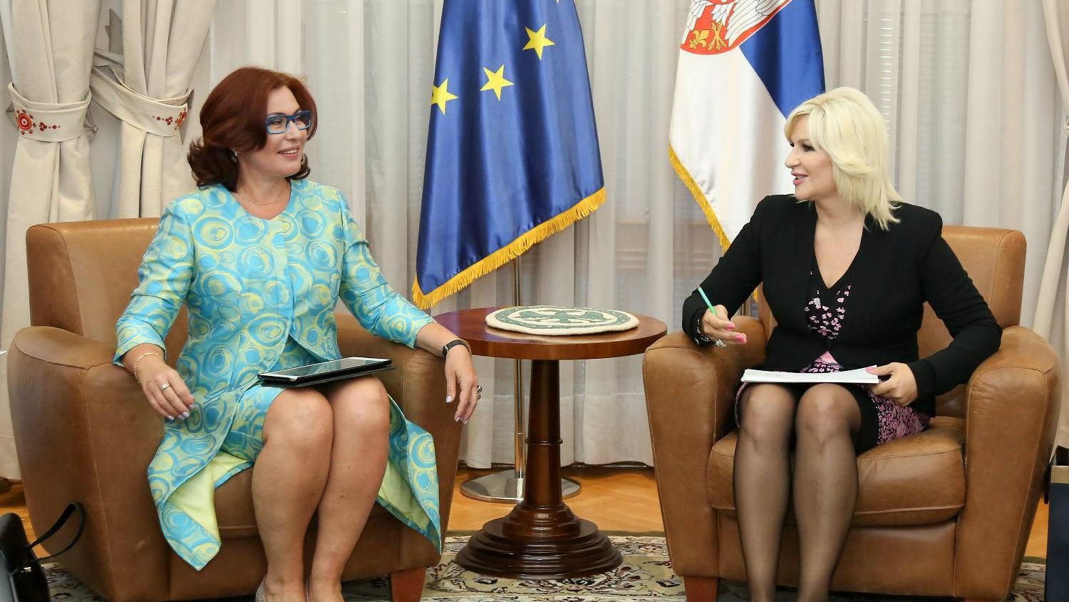 Mihajlović i Mihajlova o dolasku stranih investitora 1