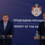 Vučić: Mir "gotovo po svaku cenu" 11