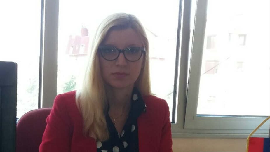 Najviše ljudi duže od deset godina čeka posao 1 Najviše ljudi duže od deset godina čeka posao 1