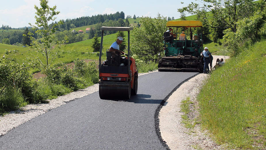 Puna kasa - putara nigde 1 Puna kasa - putara nigde 1