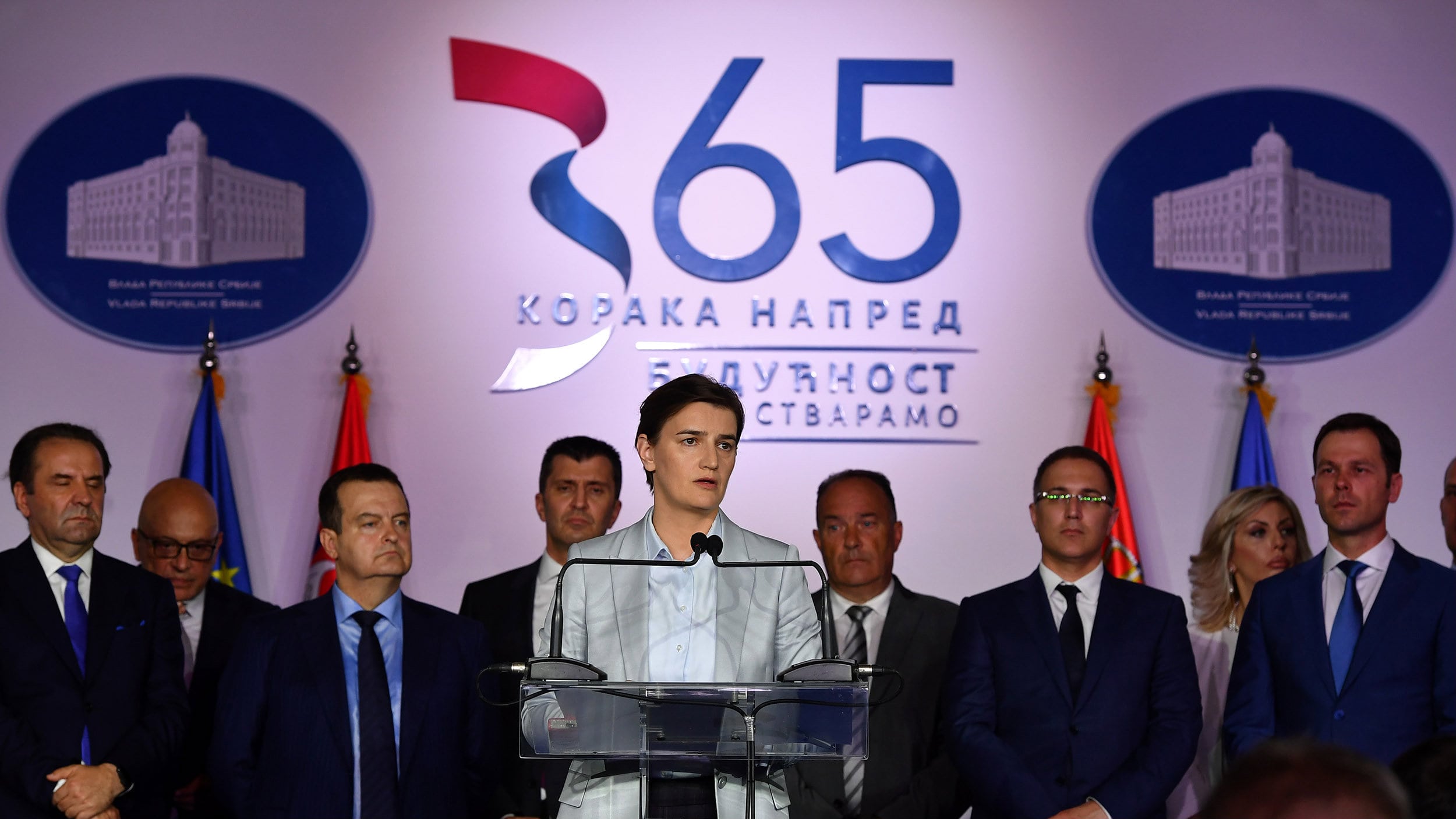 Brnabić: Novi avioni i stanovi za pripadnike sistema bezbednosti 1