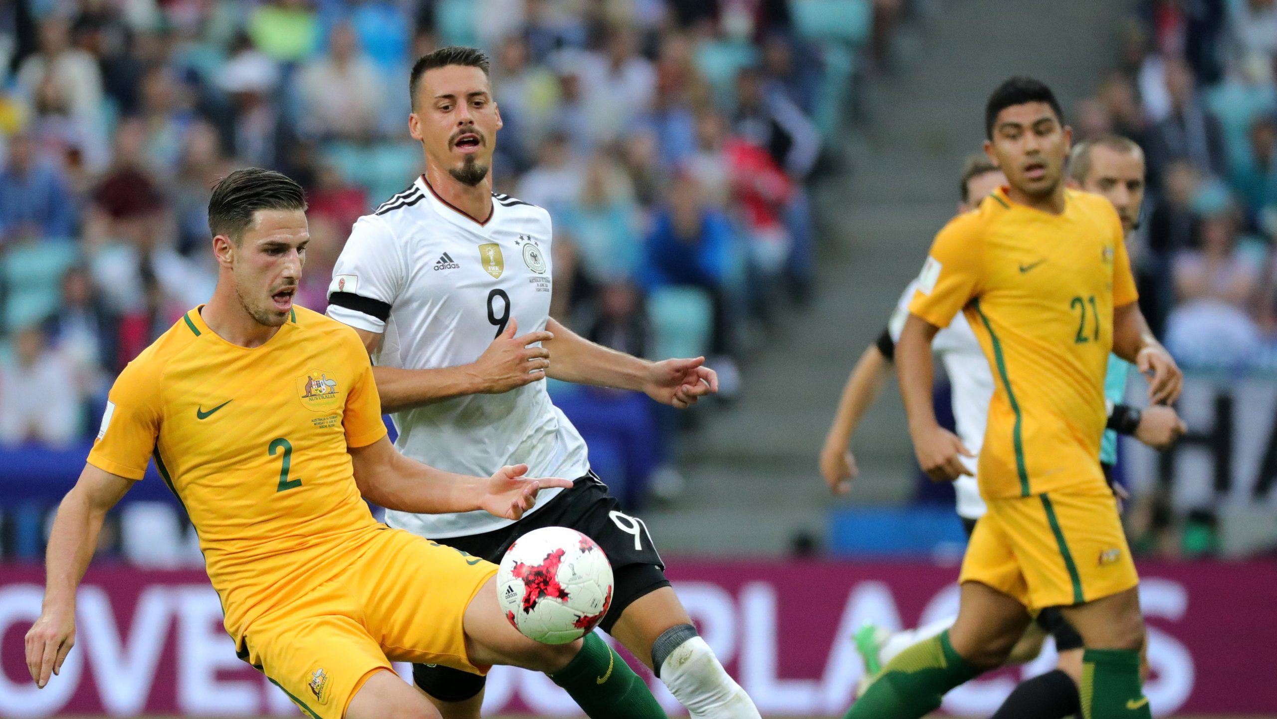 Reprezentativac Australije potpisuje za Zvezdu 1