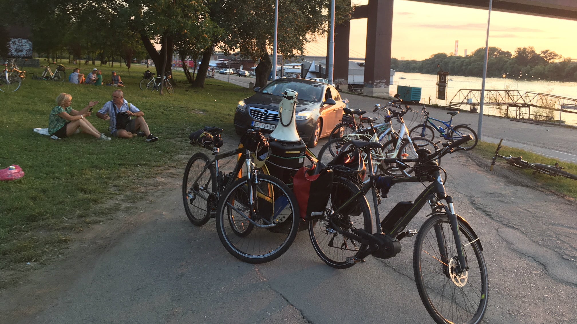 Biciklisti protiv nelegalnog parkiranja 1