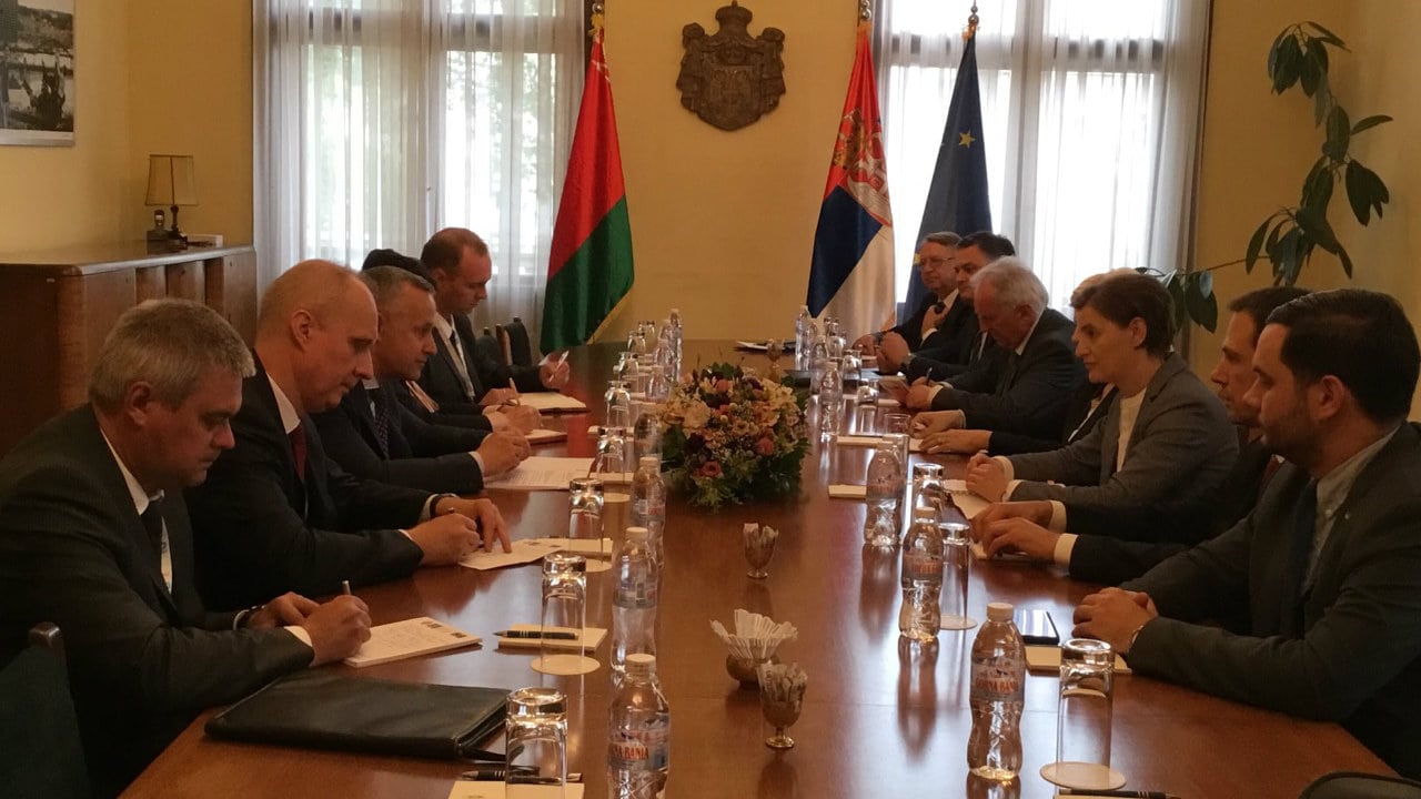 Brnabić sa premijerom Državnog saveta Kine o unapređenju saradnje 1