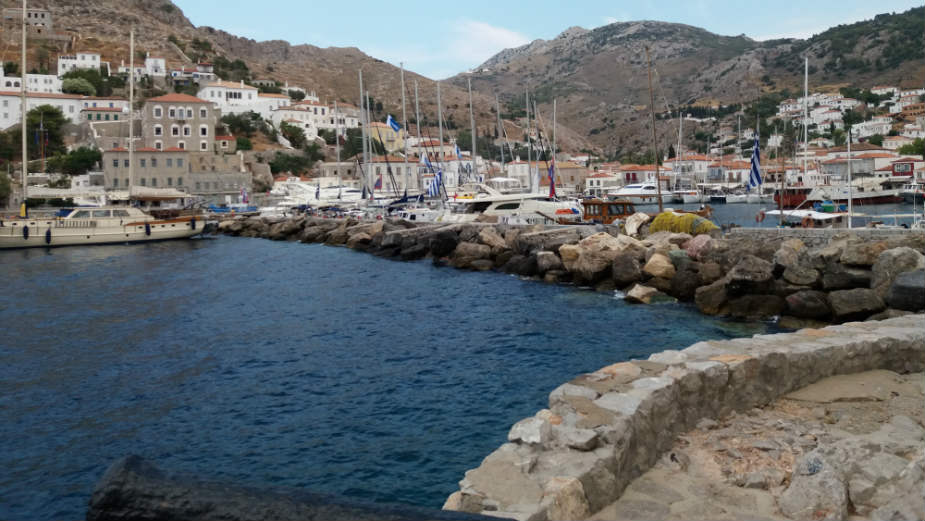 Hidra (1): Neobični i zanimljivi ljudi 1 Hidra (1): Neobični i zanimljivi ljudi 1