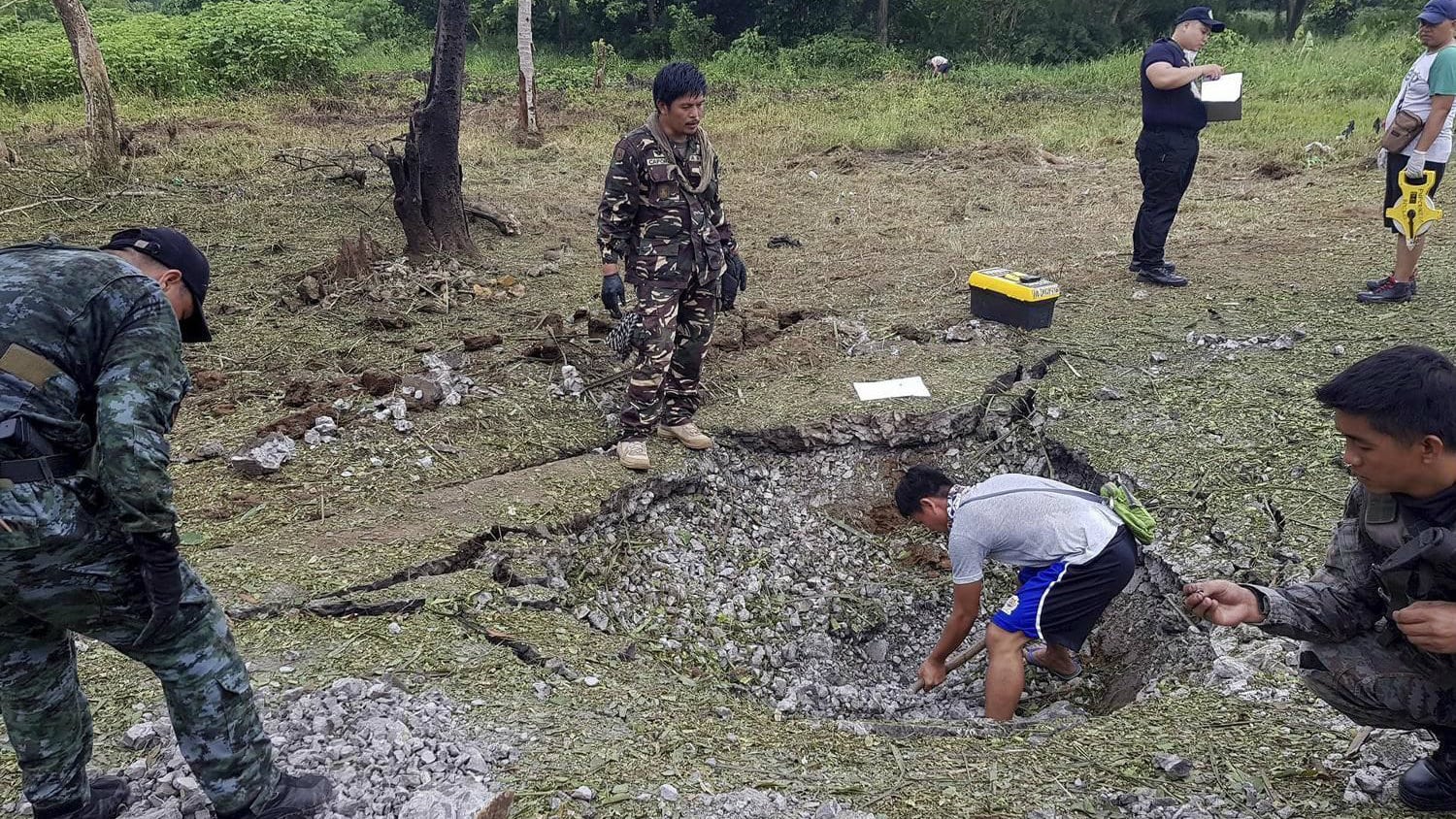 Najmanje deset osoba poginulo u eksploziji na Filipinima 1