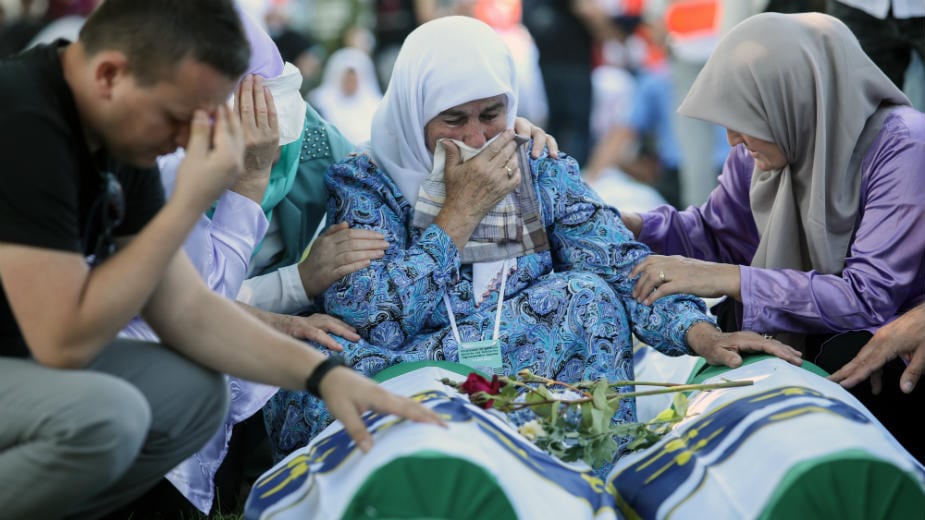 Održana komemoracija žrtvama Srebrenice u Potočarima 1