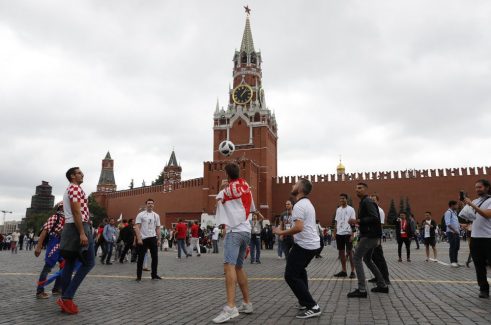 Navijači Hrvatske i Engleske uoči večerašnjeg polufinala (FOTO) 10