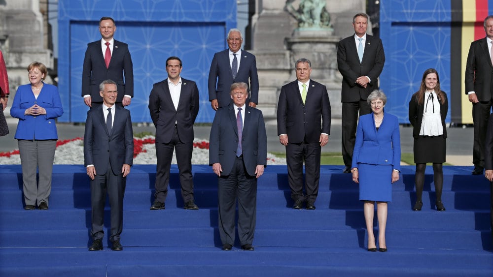 NATO pozivnica Makedoniji 1