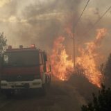 Požari u blizini Atine, Grcima naloženo da napuste domove 12