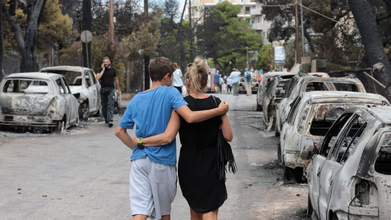 Najmanje 74 žrtve požara u Grčkoj, proglašena trodnevna žalost (VIDEO) 1