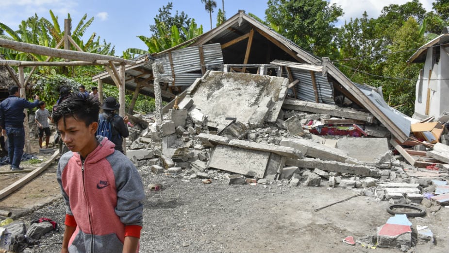 Indonezija: Desetine ljudi poginulo i povređeno u zemljotresu 1