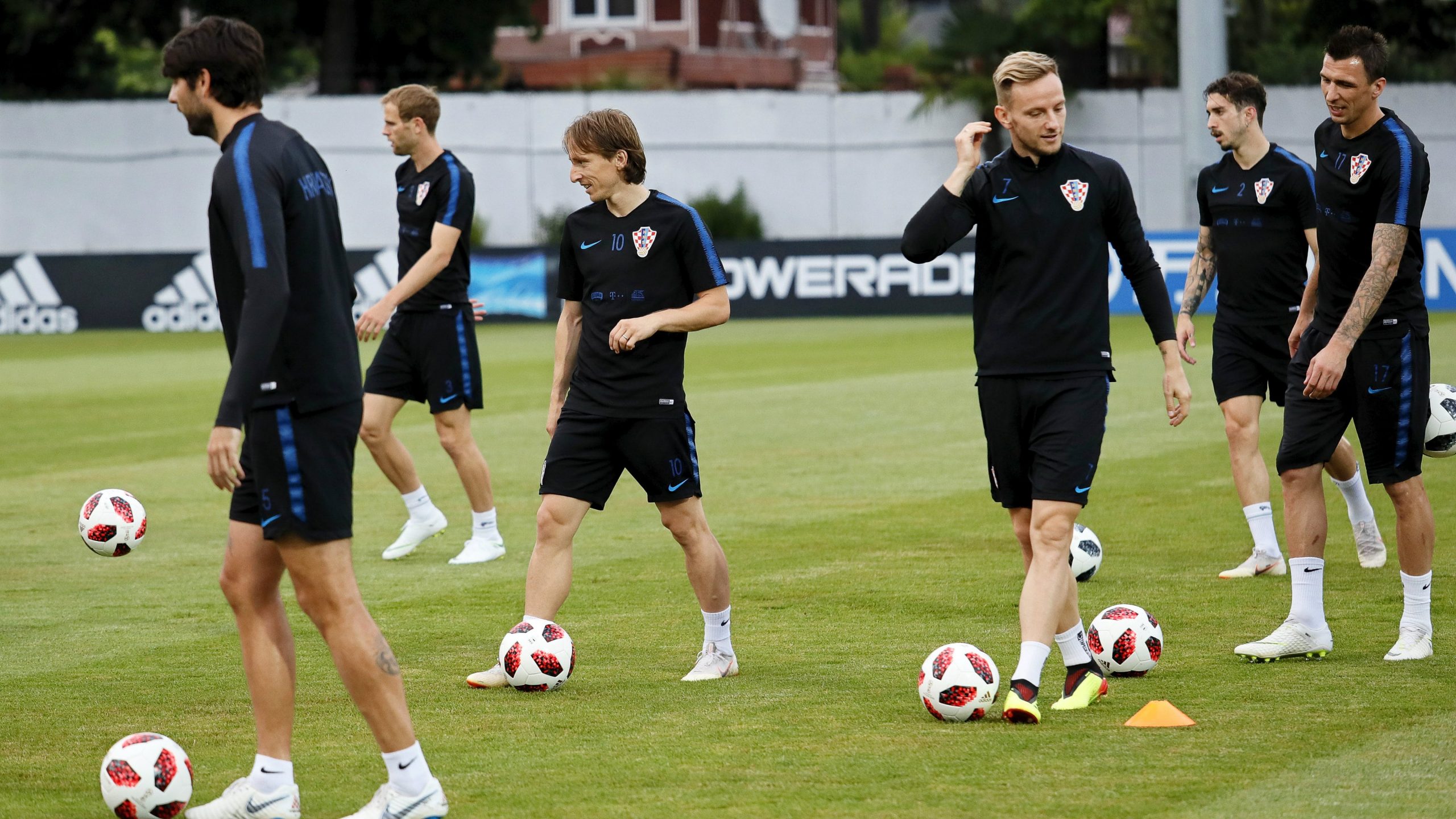 Hrvatski fudbalski savez tražio dodatni kontingent ulaznica za finale 1