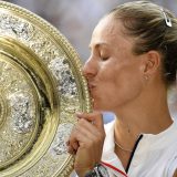 Anđelik Kerber šampionka Vimbldona 11