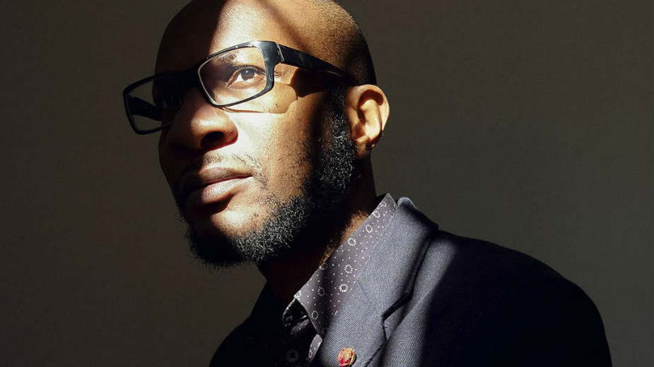 Sedam kratkih priča o dronovima 1