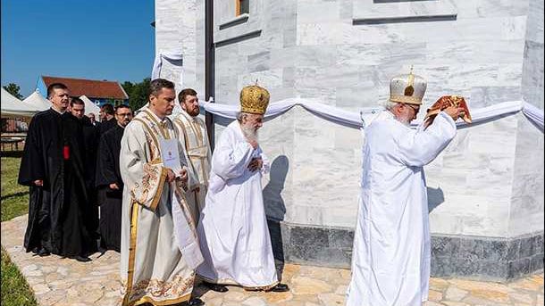 Zrenjanin: Osveštan novoizgrađeni hram Svetog Nikolaja 1