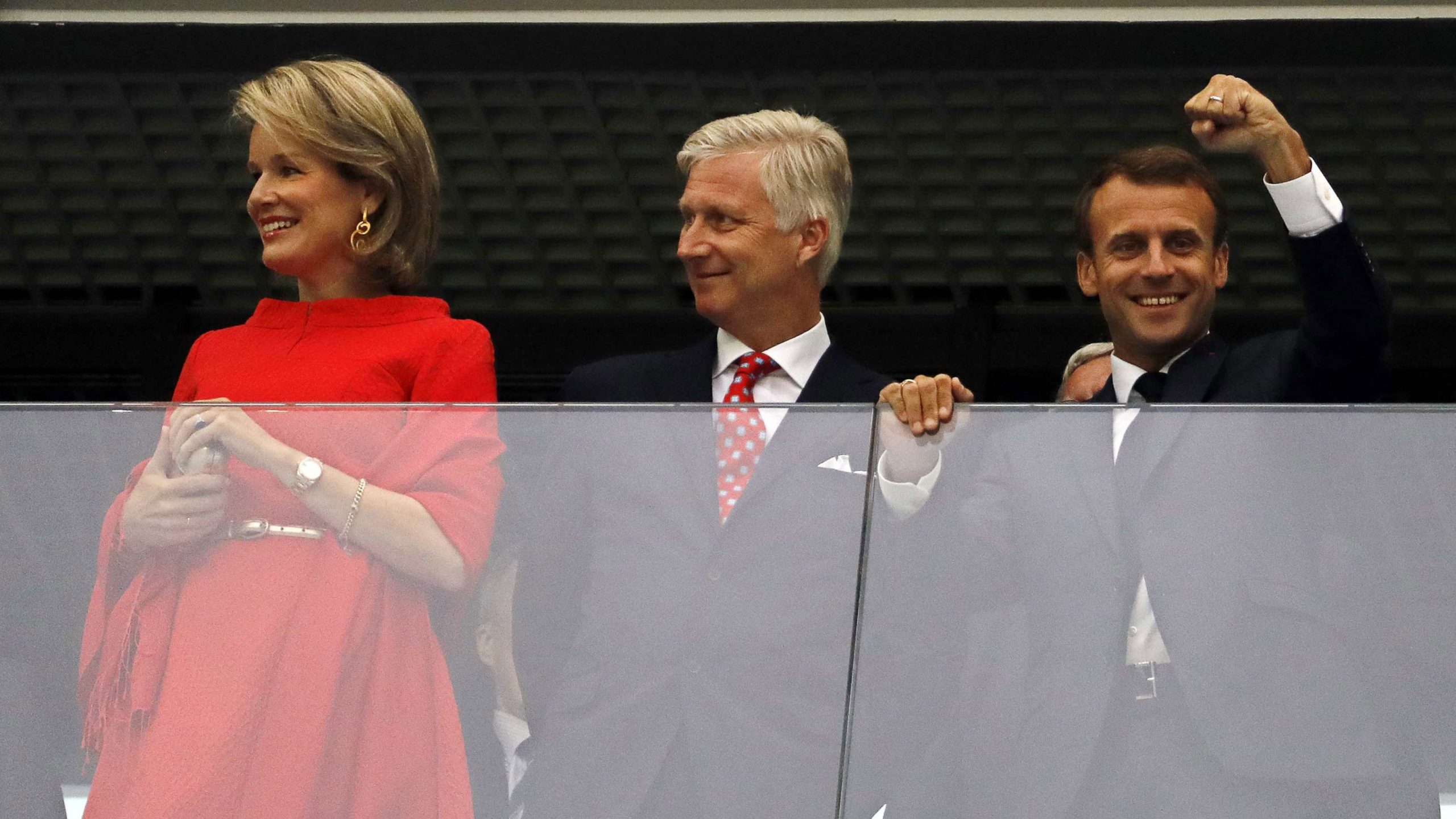 Makron i kralj Filip na utakmici Francuske i Belgije 1