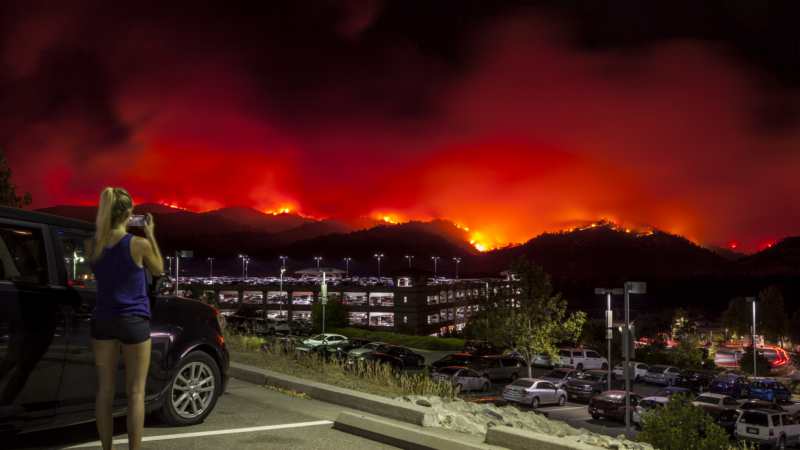 Požari i dalje bukte širom zapada SAD 1