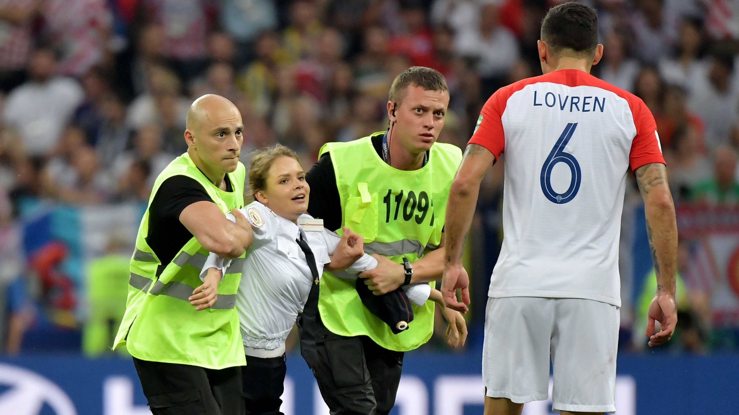 Članice Pusi Rajot prekinule finale 1