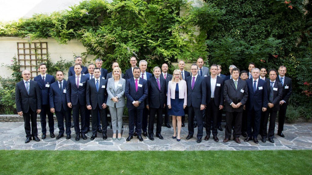 Pred regionom zadatak snižavanja cena rominga 1