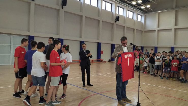 Vučić: Uskoro kreće izgradnja nacionalnog stadiona 1