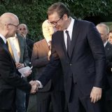 Vučić: Računamo na Francusku i Makrona 14