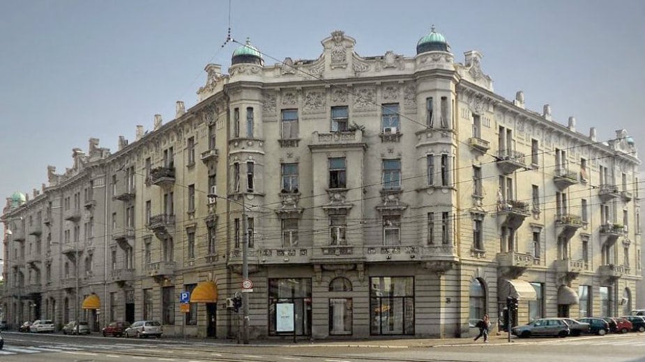 Bristol zatvoren, vojni penzioneri i dalje bez stanova 1