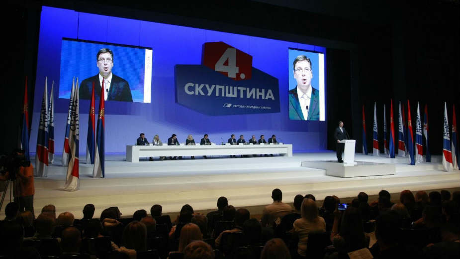 Naprednjaci zasipaju Vučića pismima podrške 1