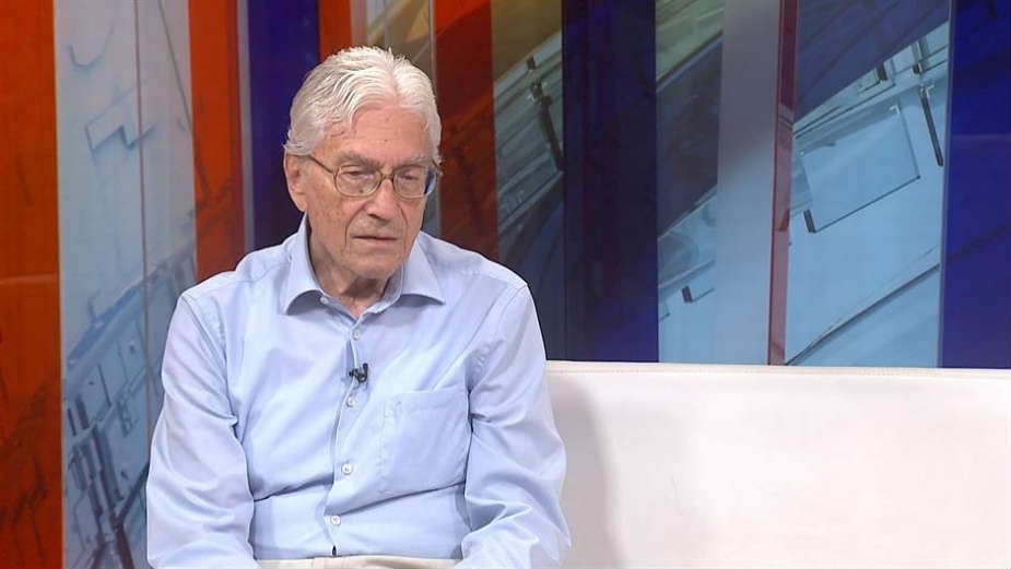 Mogu li se izjednačiti službena i javna sfera 1 Mogu li se izjednačiti službena i javna sfera 1