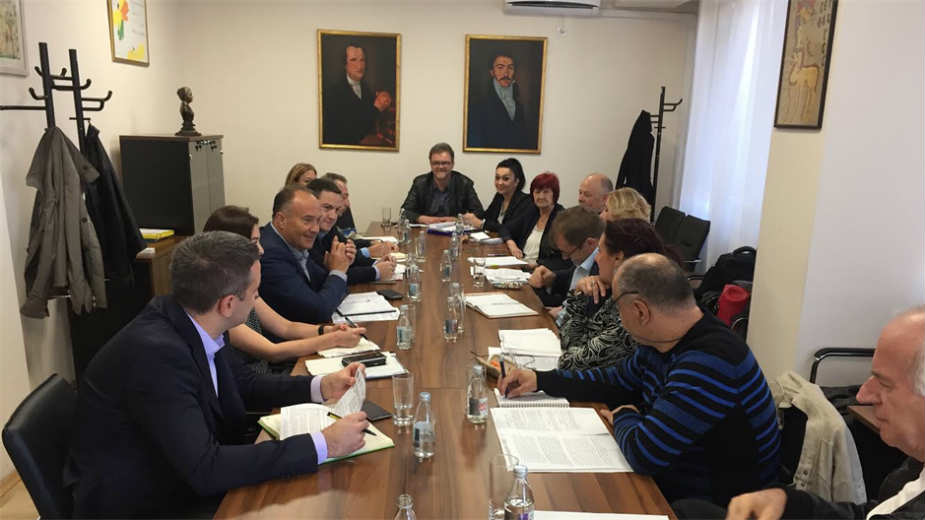 Nastavnici hoće u devetu platnu grupu 1