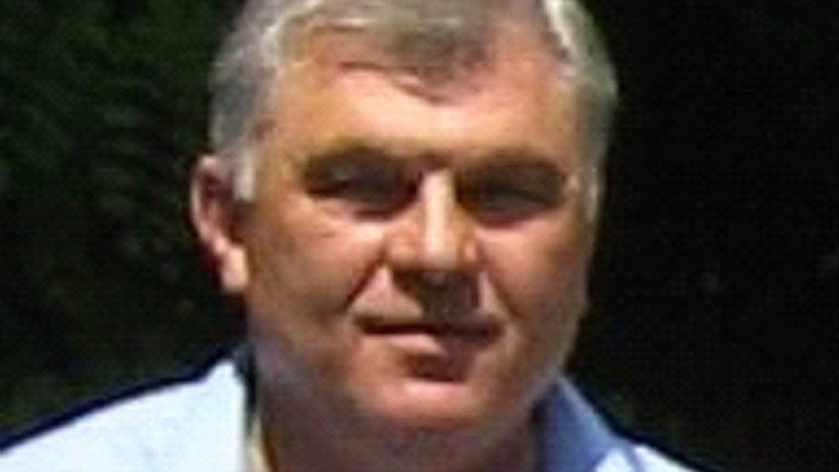 Opozicija upakovana u roze 1 Opozicija upakovana u roze 1