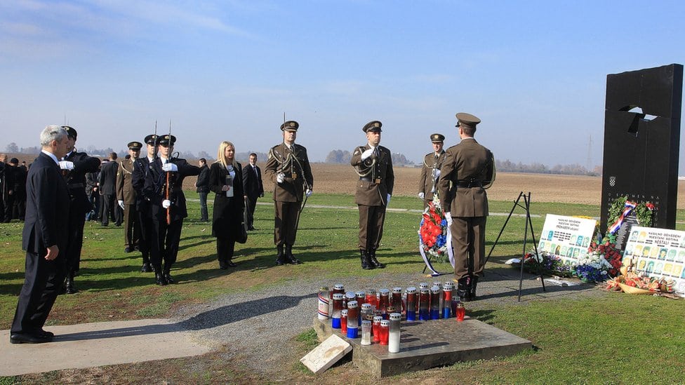 Granica Srbije i Hrvatske: Život na granici ne čeka političare 6 Ovčara, 4. novembar 2010.