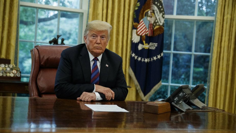 Tramp napao Gugl zbog socijalnih mreža 1