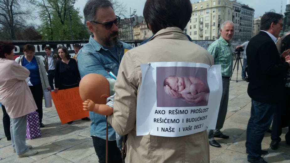 Kako će Srbija objasniti (ne)napredak u slučaju nestalih beba? 1