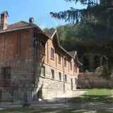 Knić (2): Porodične i druge priče 10