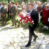 Položen venac na spomenik Arčibaldu Rajsu 6