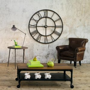 Satovi kao nesvakidašnja dekoracija u domu 8