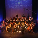 Kad gosti iz Pekinga i Njujorka zapevaju „Tamo daleko“… 15