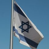 Istraga zbog podizanja izraelske zastave na fabričkom dimnjaku u Nemačkoj 8