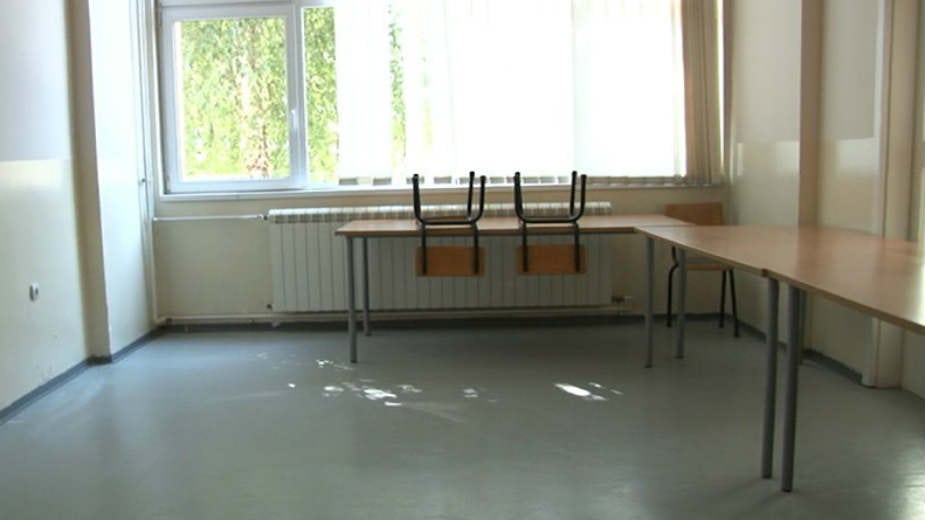 Prekobrojne higijeničarke i matematičari 1