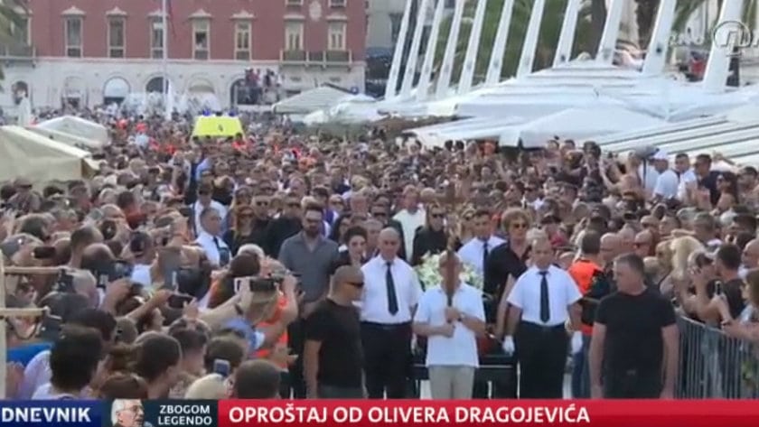 Ko brod u boci putuje(m) 1